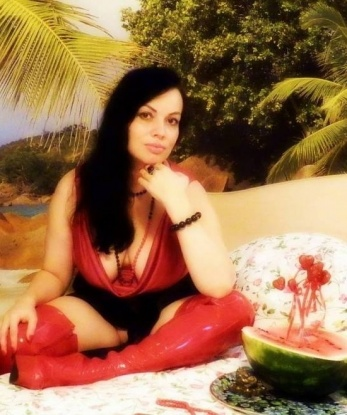 Лариса, 37